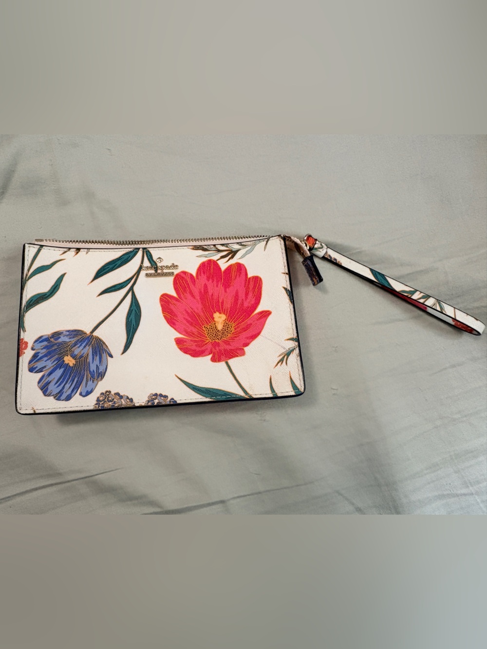 Kate Spade clutch Floral Print Wristlet Wallet - White with Pink & Blue Flowers